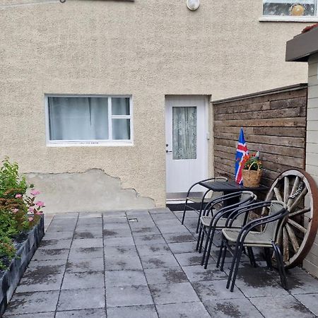 Helgimagri Apartment Akureyri Buitenkant foto
